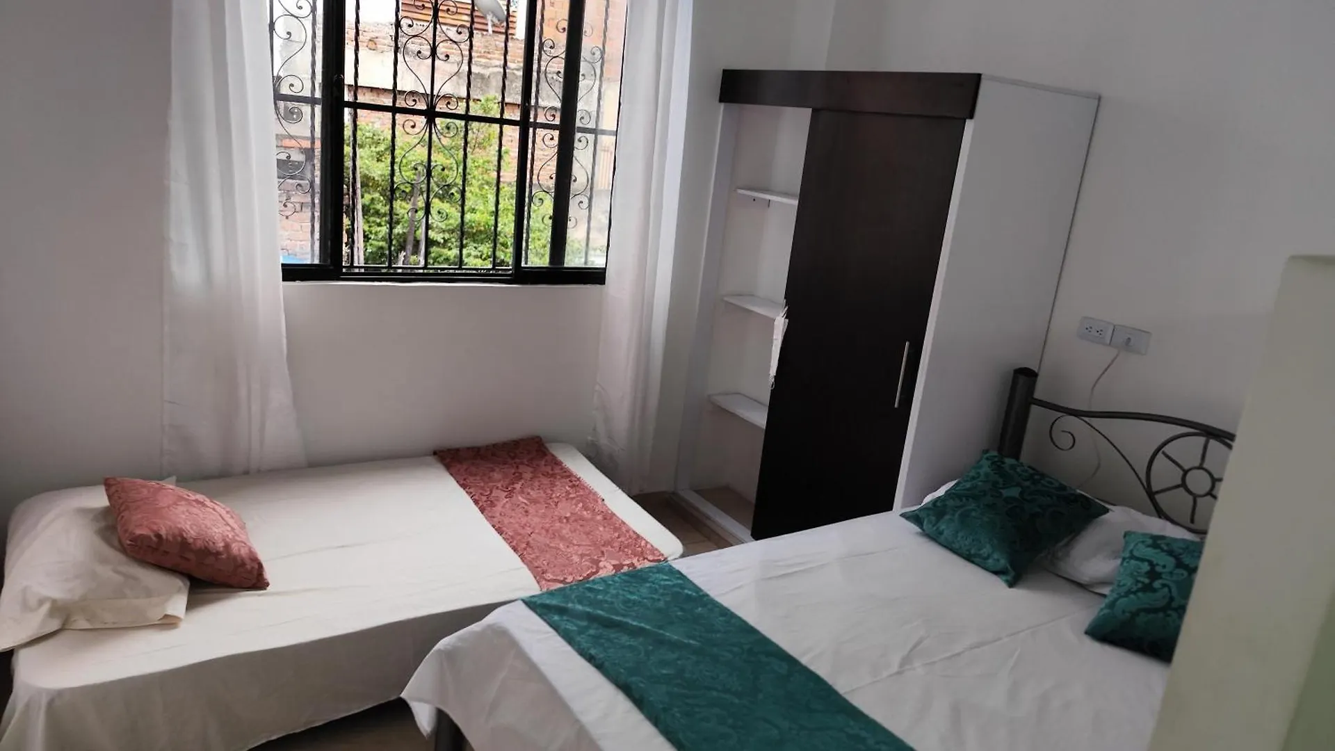 Hostal Wil Apt 204 Cali 0*,
